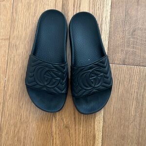 Black Gucci Slides authentic